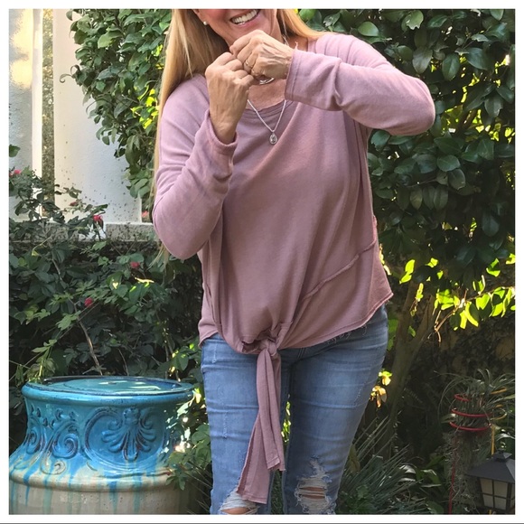 LAST 🔘 Mauve Right-Tie LS Lightweight Sweatshirt - Picture 3 of 8