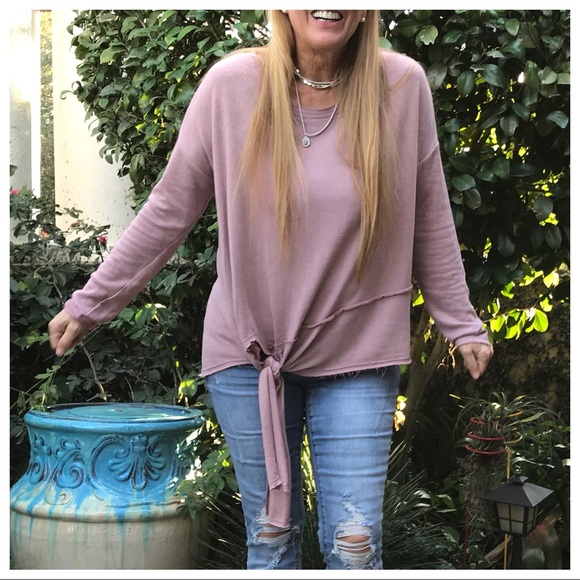 LAST 🔘 Mauve Right-Tie LS Lightweight Sweatshirt - Picture 7 of 8