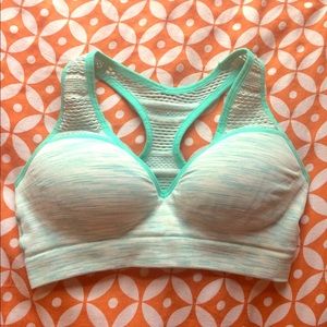 VS sports bra