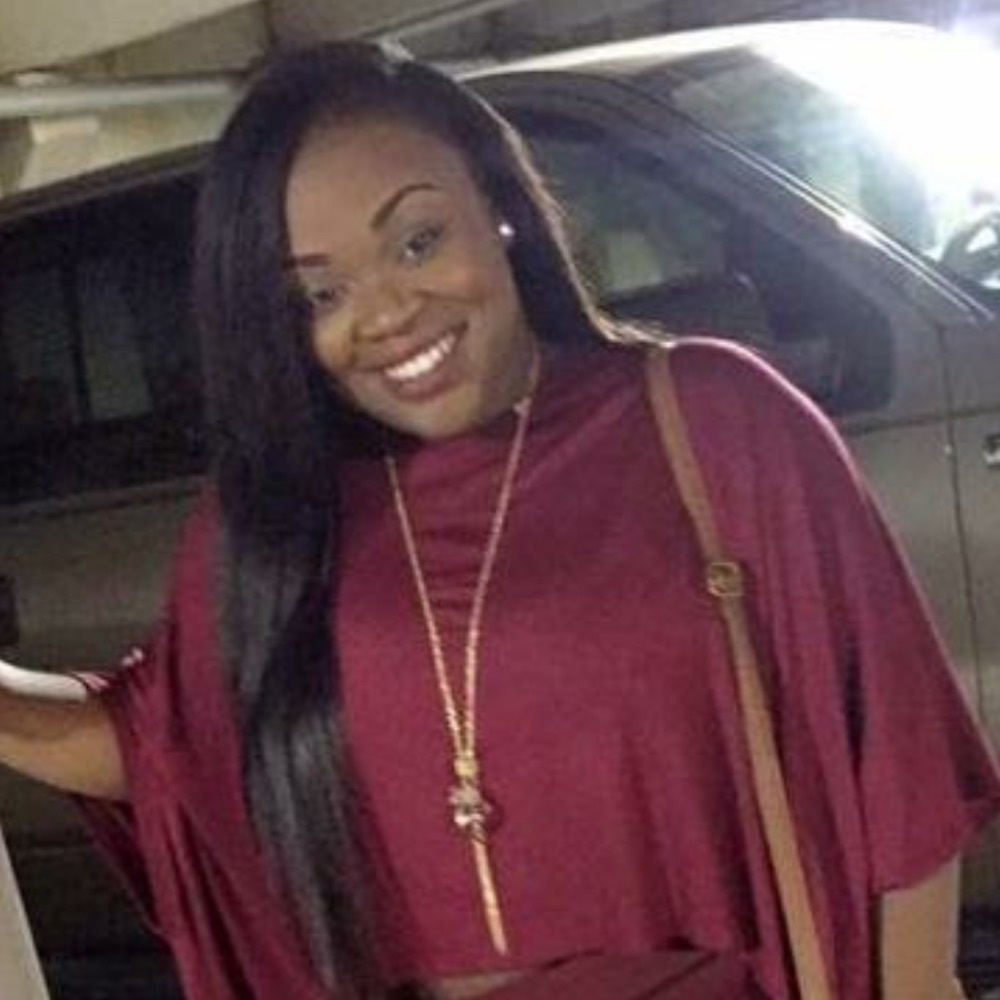 Meet your Posher, Jasmine