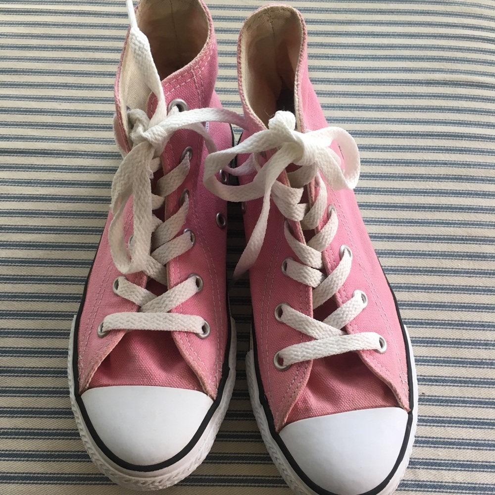Girls size 13 Pink Converse