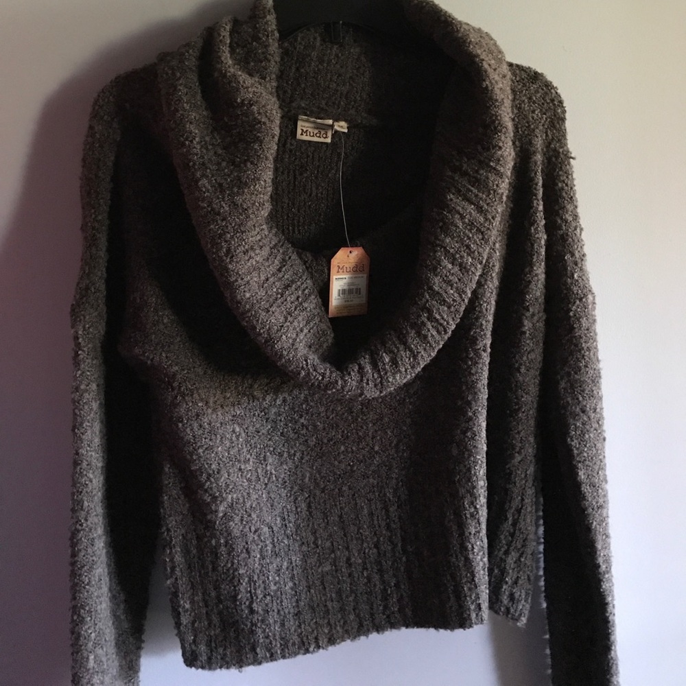 Heather gray cow neck sweater