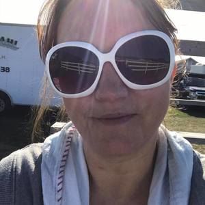 Meet your Posher, Bobbi-jo