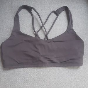 Lululemon Free to be Bra
