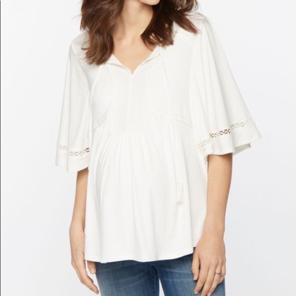 A Pea in the Pod ivory flowy top