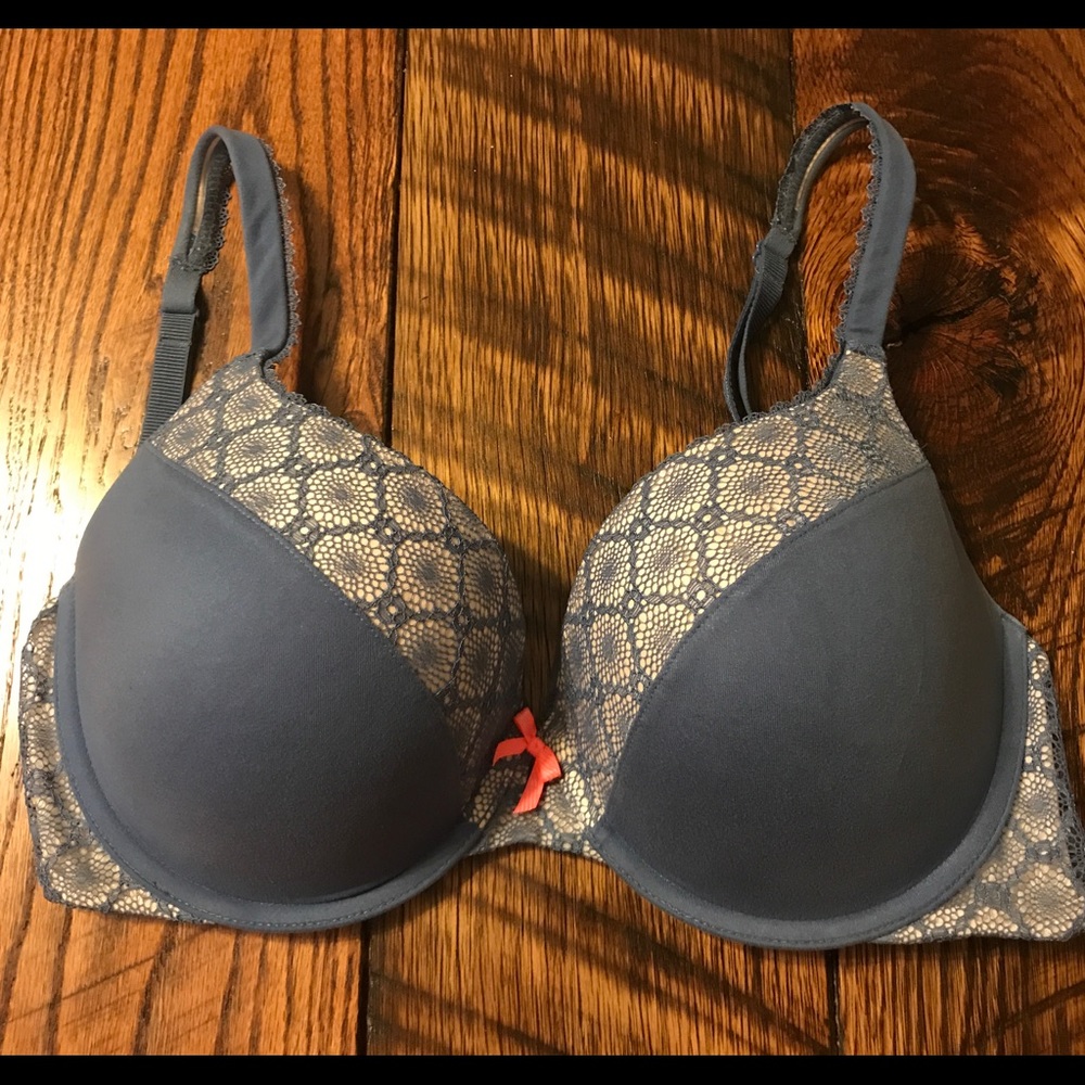 VS Body by Victoria Perfect Coverage 34DD!