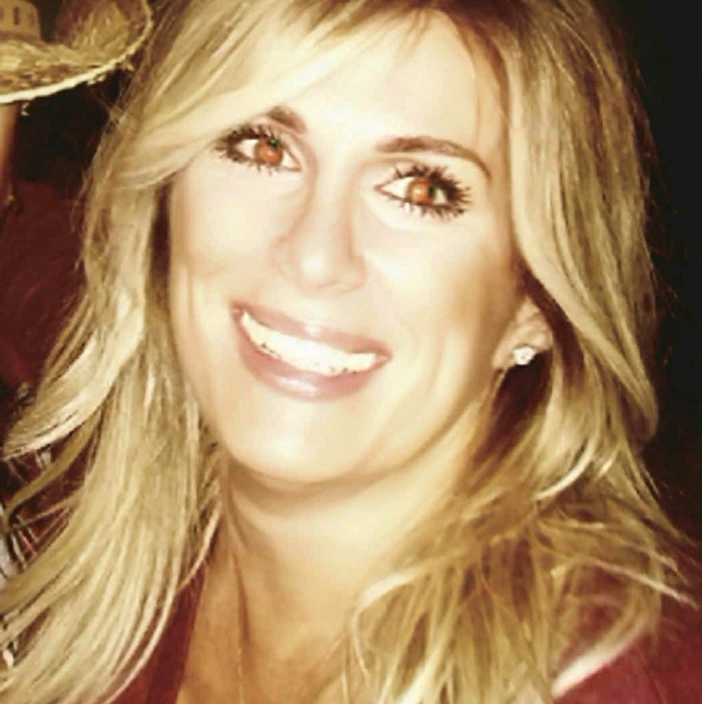 Meet your Posher, Gloria