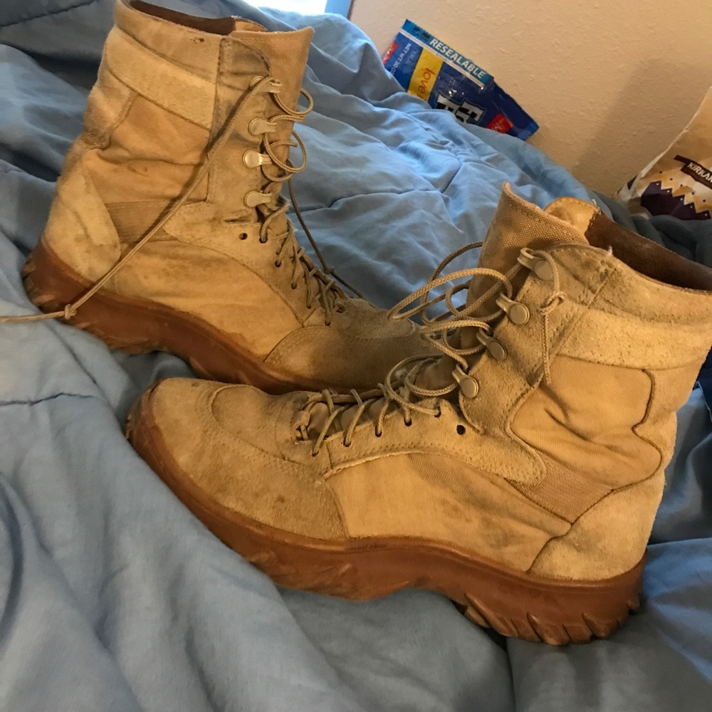 Oakley boots