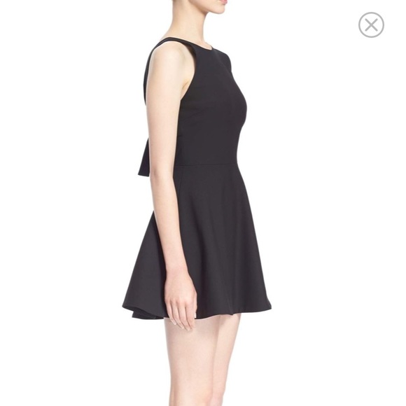 ⭐️Elizabeth And James⭐️ little black dress - Picture 4 of 6