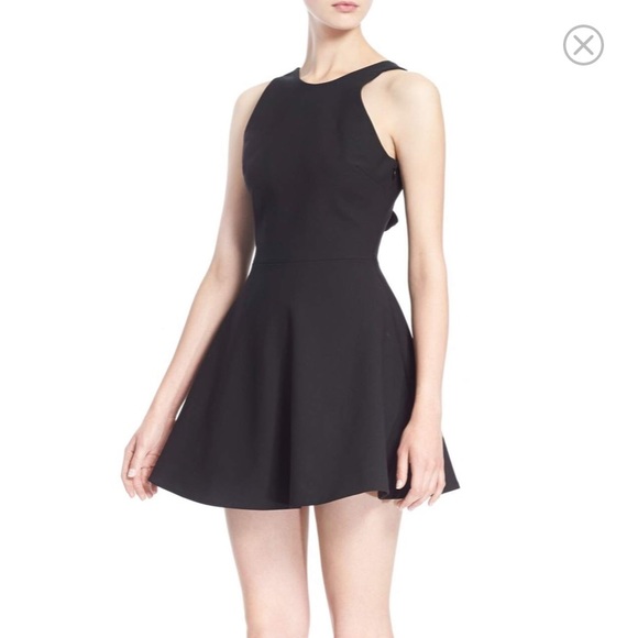 ⭐️Elizabeth And James⭐️ little black dress - Picture 5 of 6