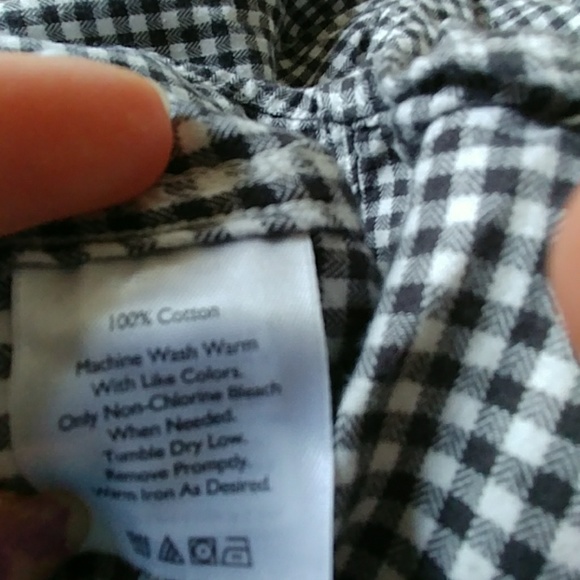 Perfect checked button down Eddie Bauer - Picture 8 of 8