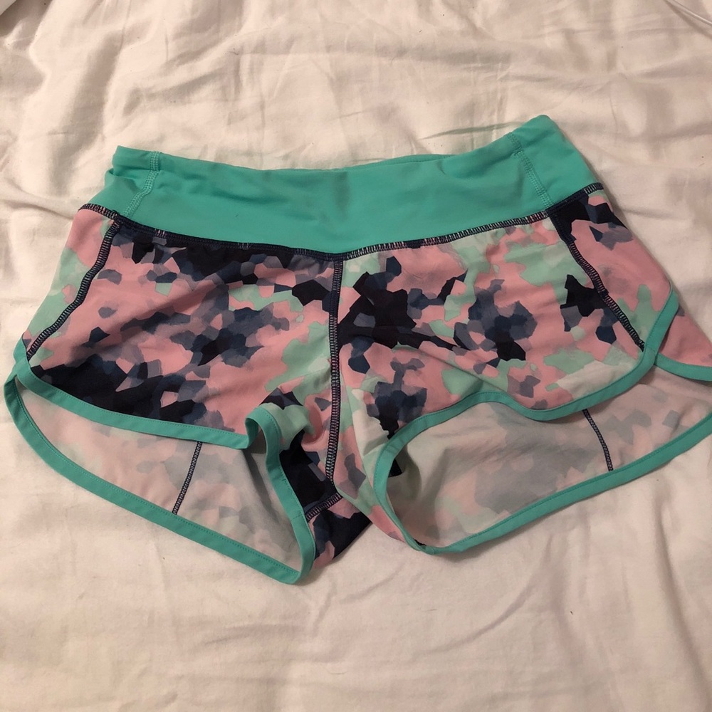 Lululemon Speed Shorts Size 4