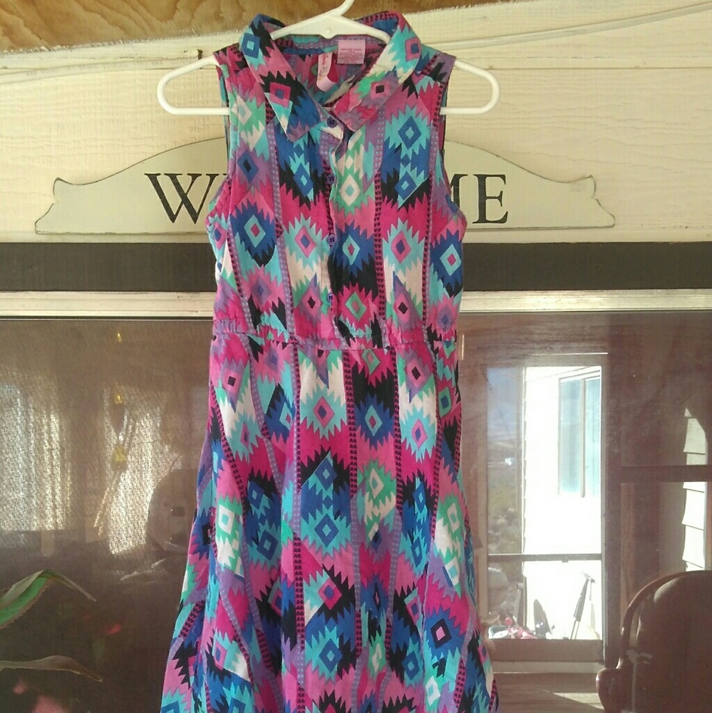 Size 6 Girls Dress Pretty Colors Cool Design