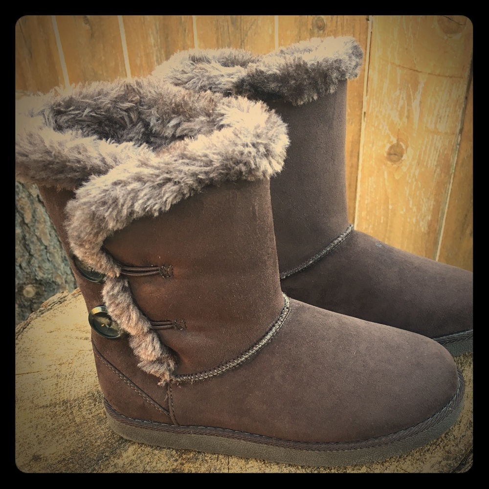 Girls boots