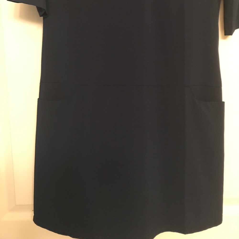 Dress - Picture 4 of 5
