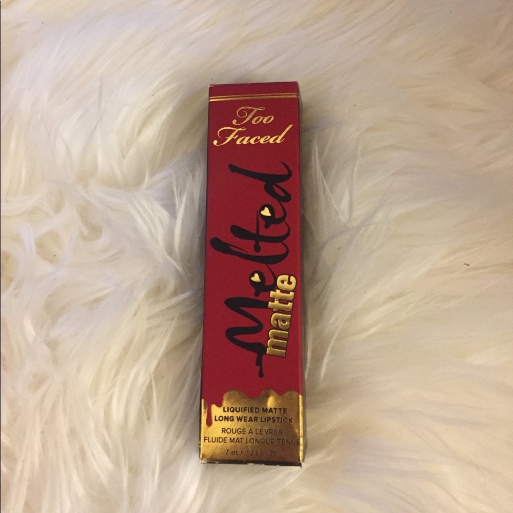 Too Faced Melted Matte lipstick
