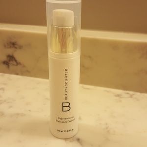 Beauty Counter Radiance Serum