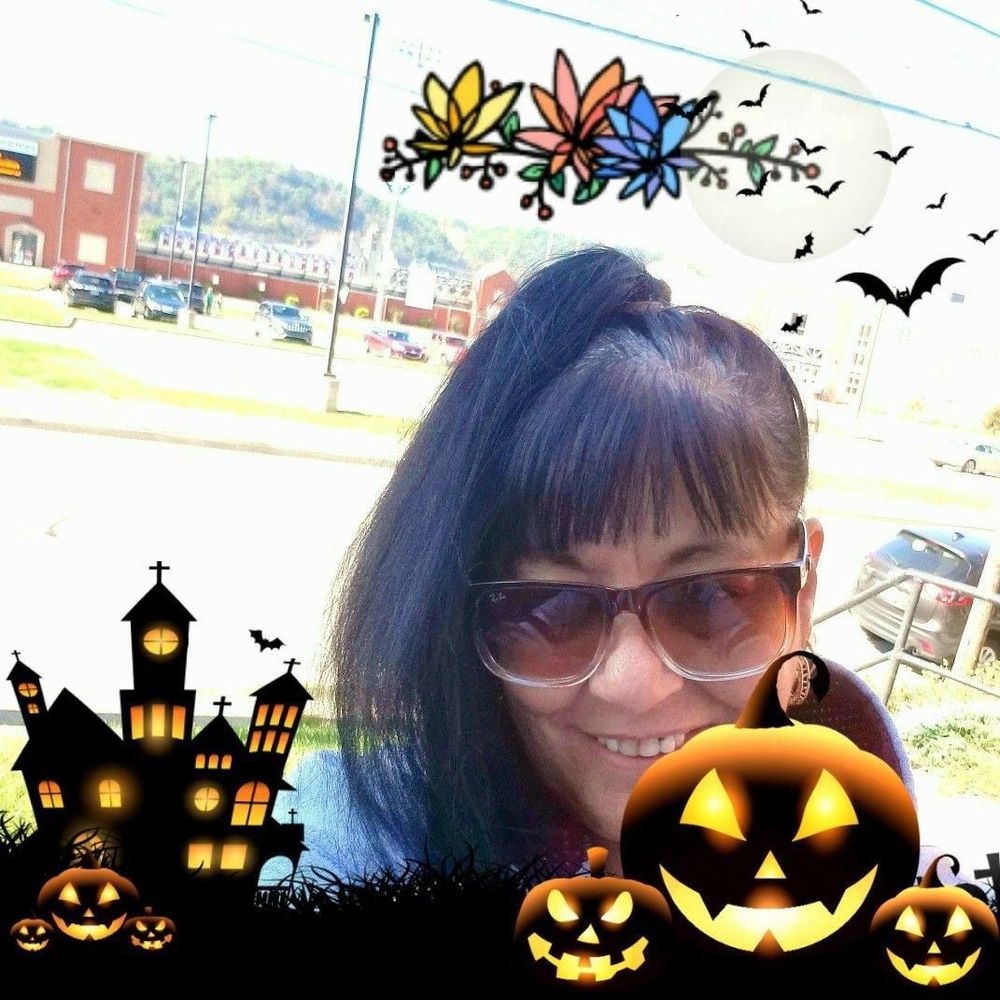 Meet your Posher, Nadine