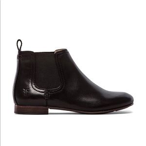 Frye chelsea ankle bootie
