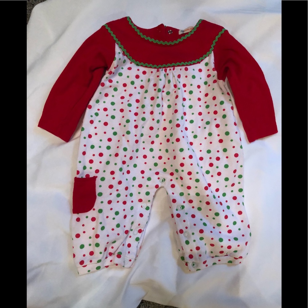 Baby Luigi Christmas outfit