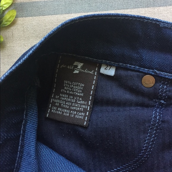 7 for All Mankind Bootcut Jeans - Picture 3 of 8