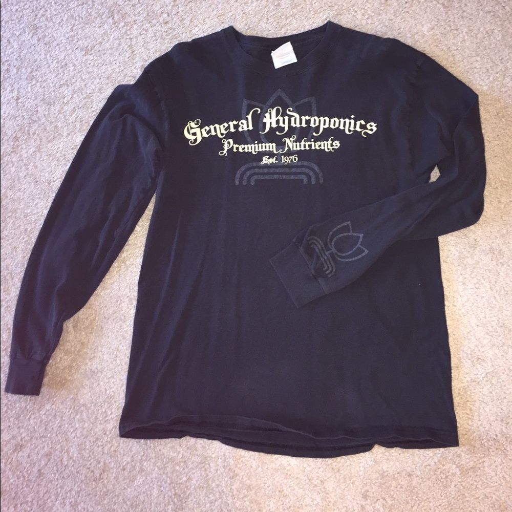 Black long sleeve General Hydroponics Men’s shirt