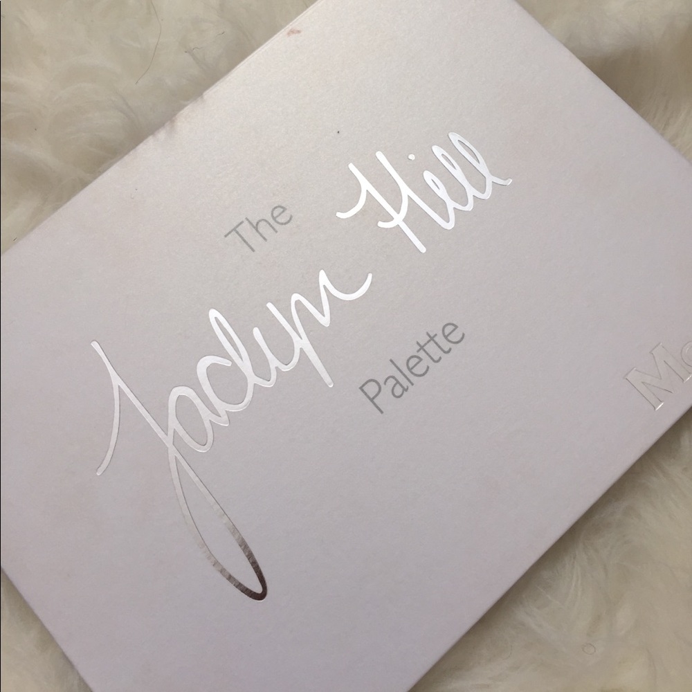 ***on hold*** AUTHENTIC EUC Jaclyn Hill Palette!💄