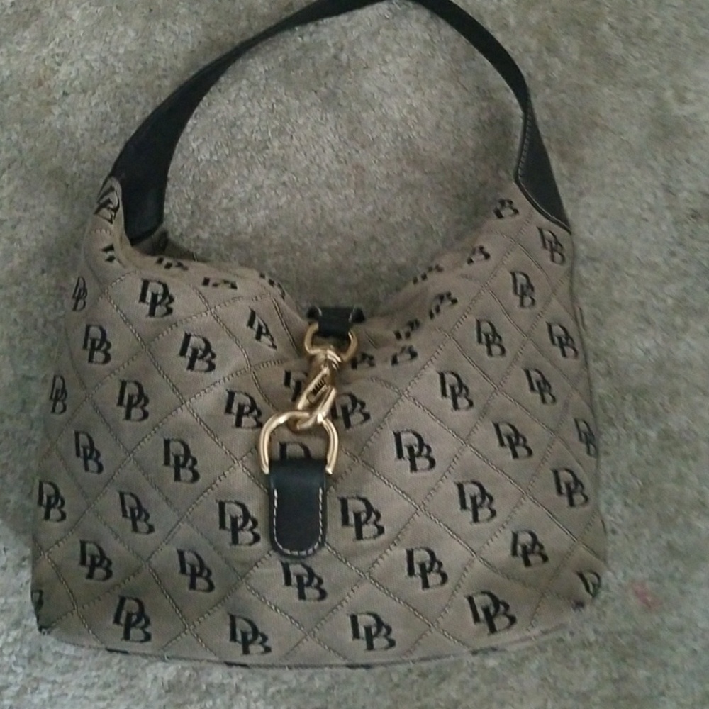 Dooney & Burke Shoulder Bag