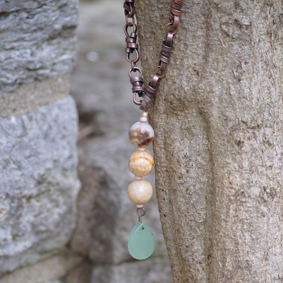 Handmade bead necklace - Picture 4 of 7