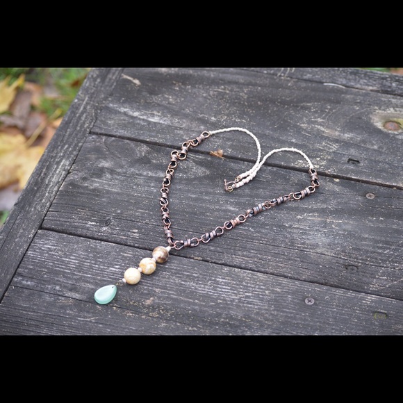 Handmade bead necklace - Picture 7 of 7