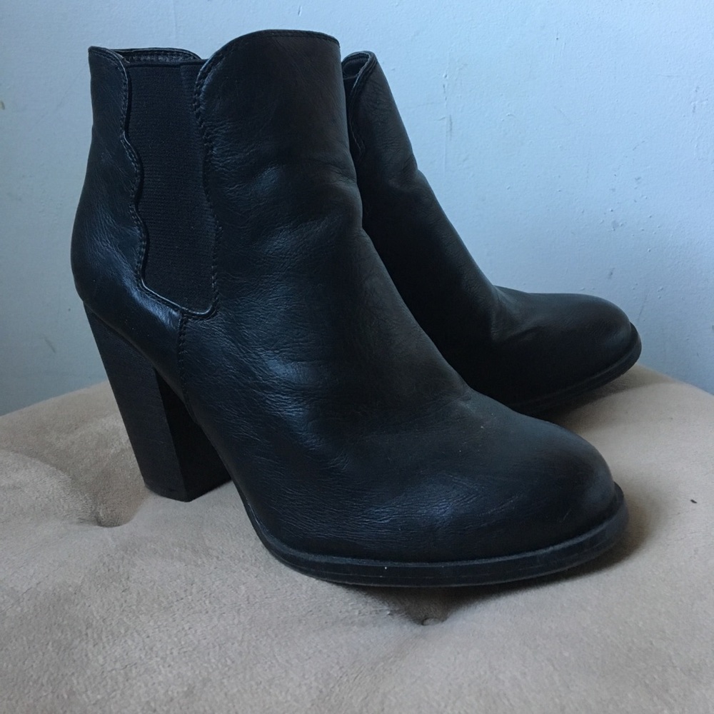 Betsey Johnson Nattalie bootie