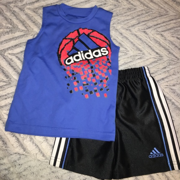 Adidas set - Picture 1 of 2