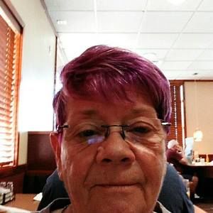 Meet your Posher, Vickie