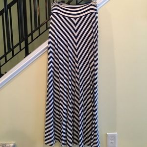 Blue and white maxi
