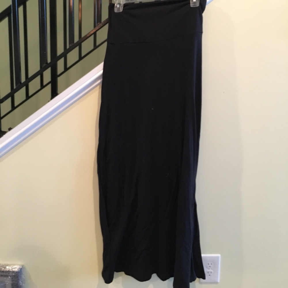 Black maxi