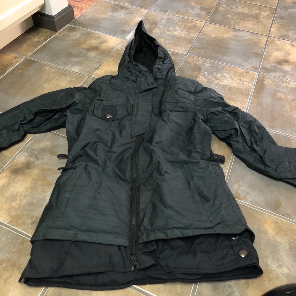 Black 686 Winter Snowboard Jacket