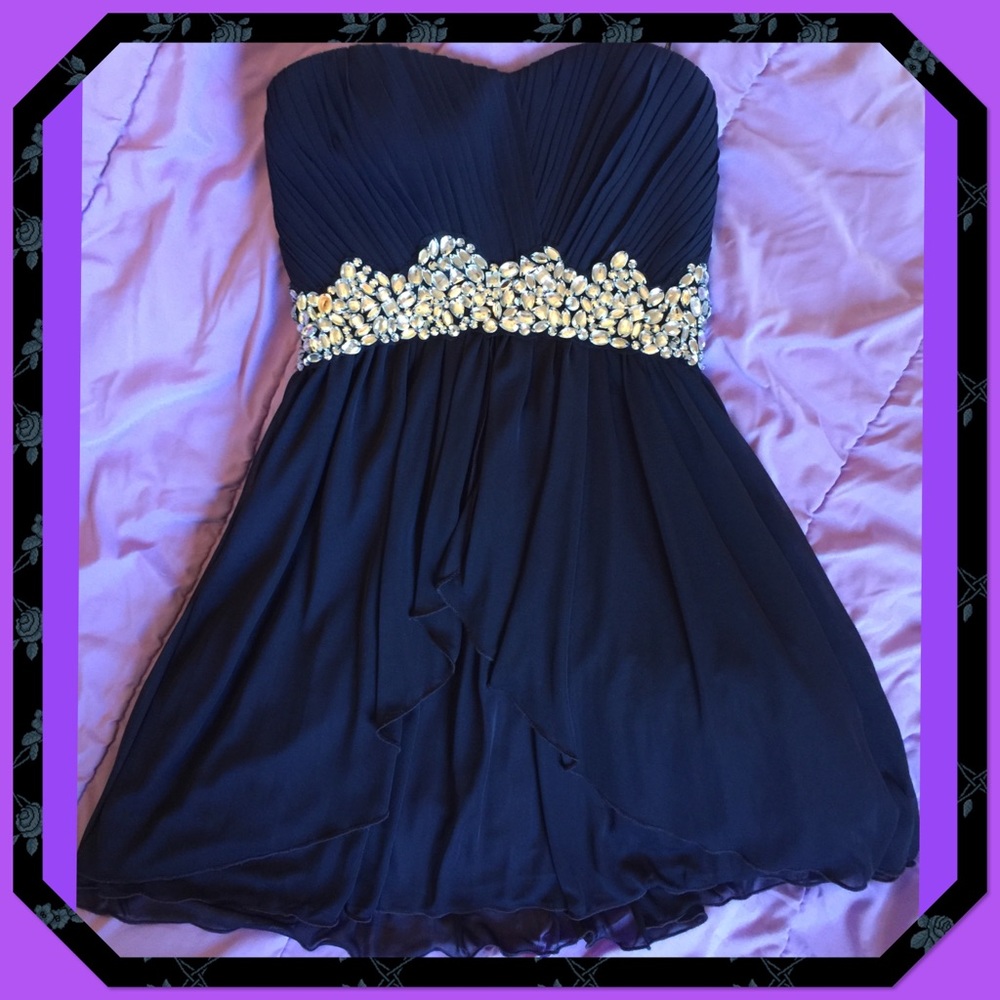 NWOT Speechless semi-formal dress sz. 5
