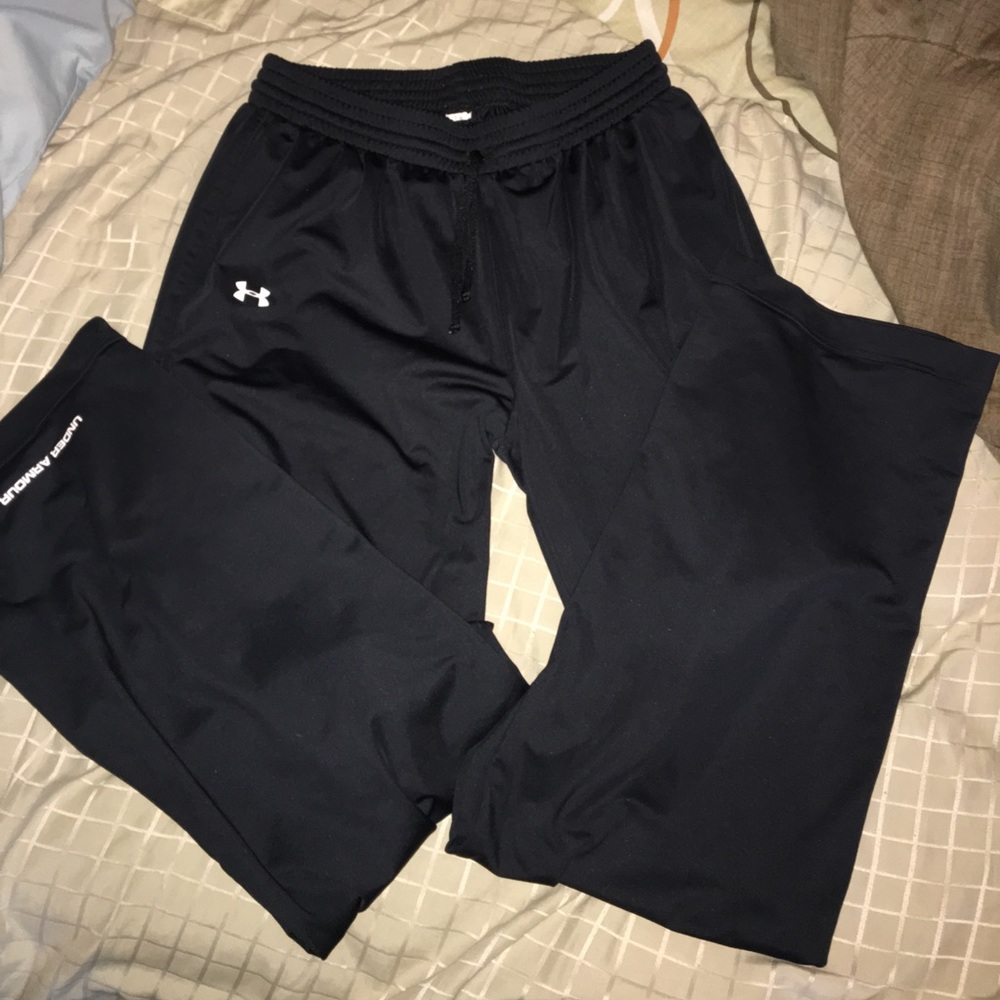 🔴 SOLD 🔴 Under Armour sweats