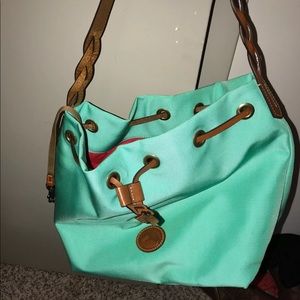dooney and bourke bag