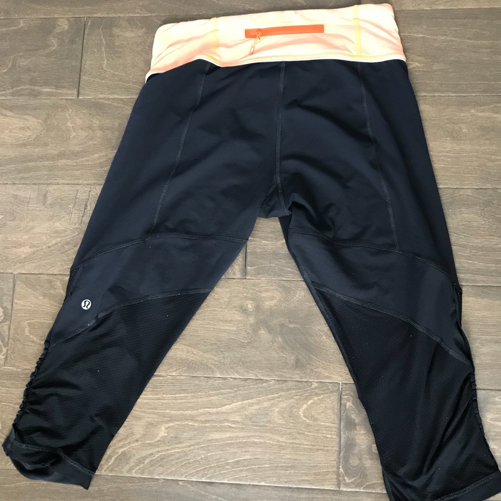 Lululemon Capris in dark charcoal