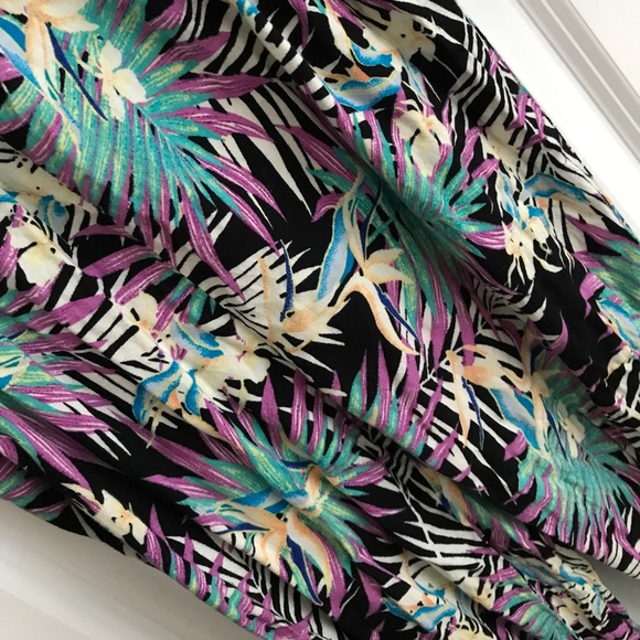 Forever 21 jumpsuit - Picture 4 of 5