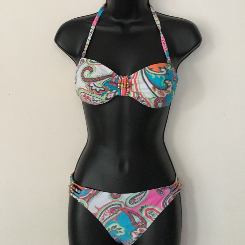 Bathing suit