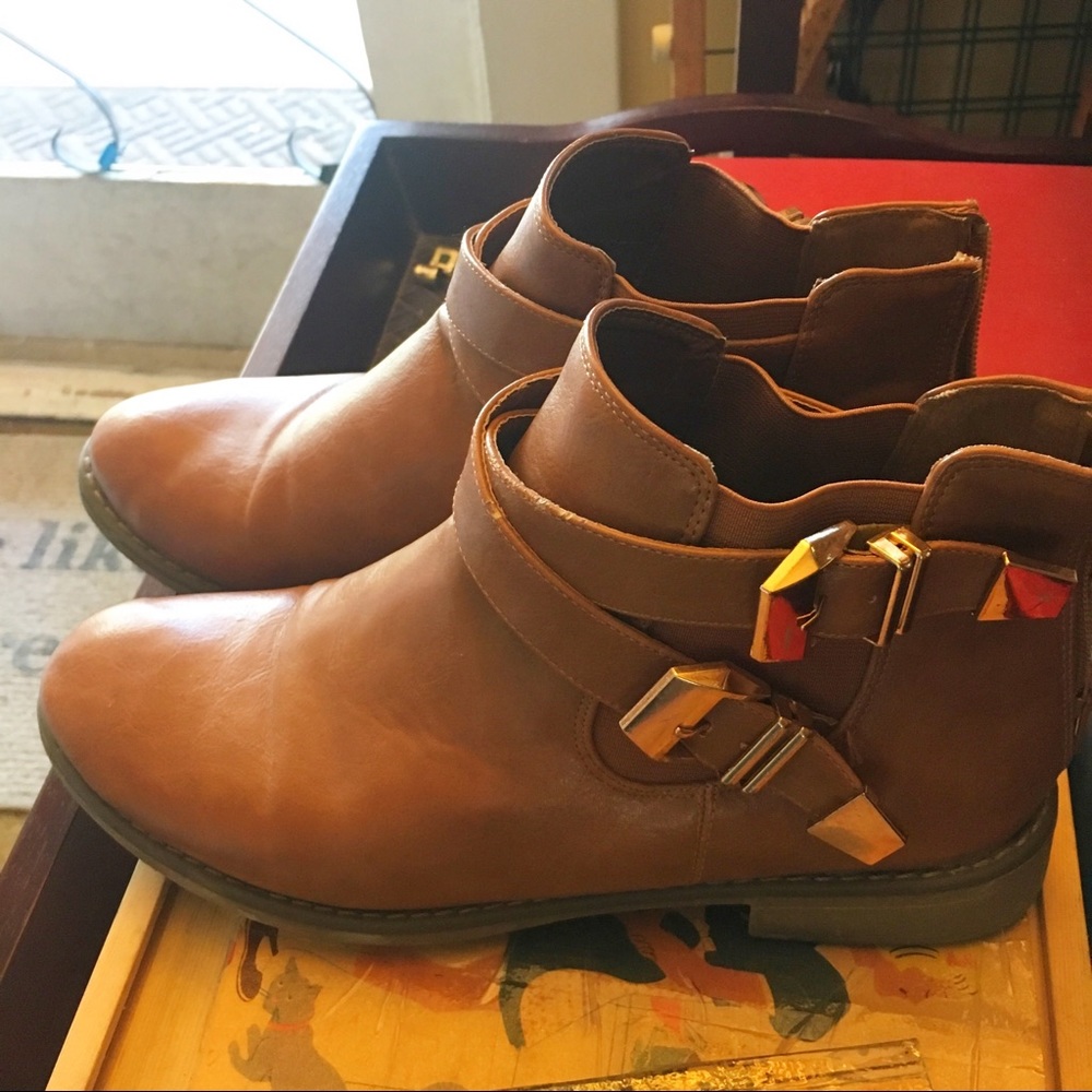 Brown moto ankle boots sz 9.5-10
