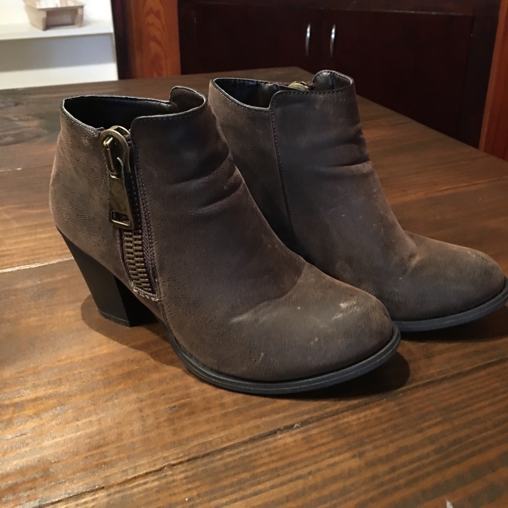 Pierre Dumas Woman's booties