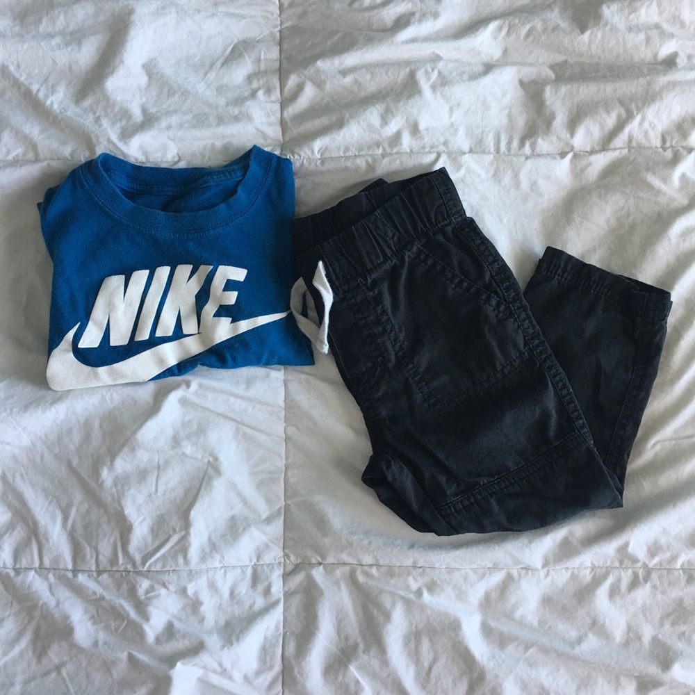 Boys 2T Nike shirt
