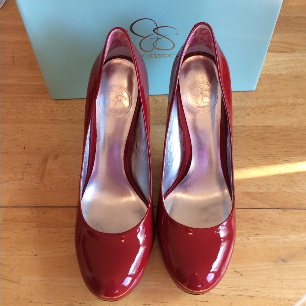 Jessica Simpson red patent leather heels