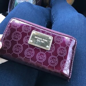 michael kors wallet