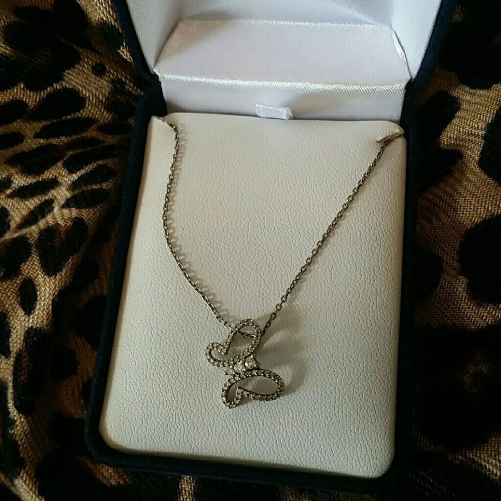NIB Diamond butterfly necklace