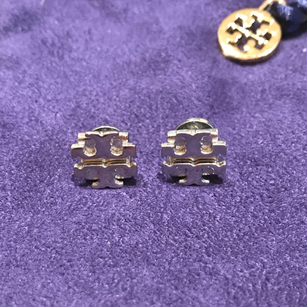 Tory Burch Large Logo Studs Silver