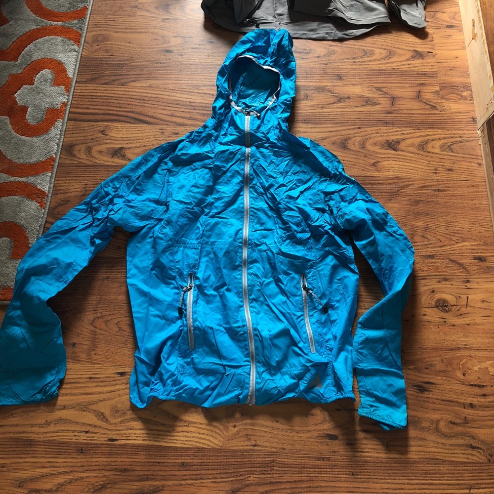 Blue Lightweight Eddie Bauer windbreaker